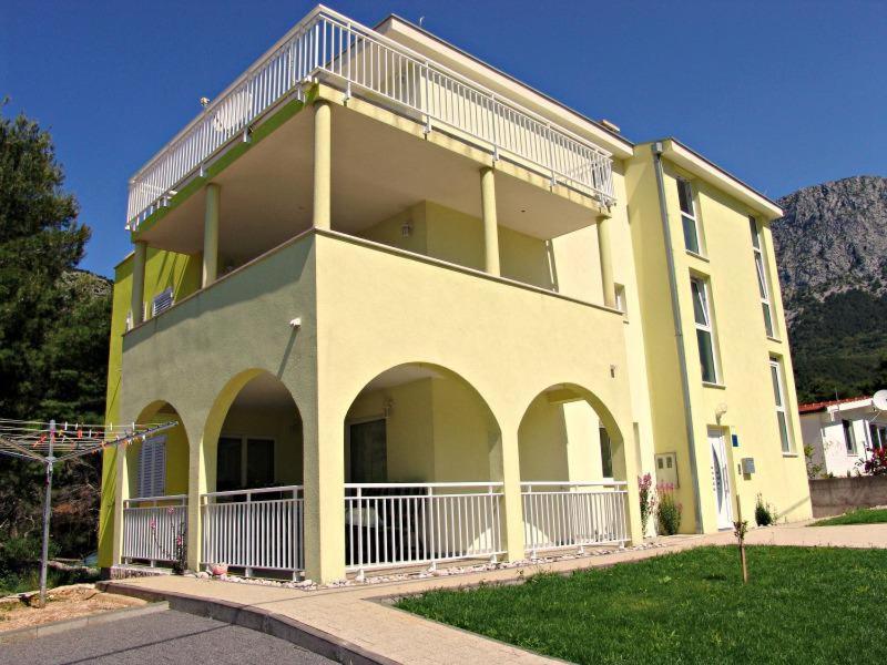Apartments Dia زاووستروج المظهر الخارجي الصورة