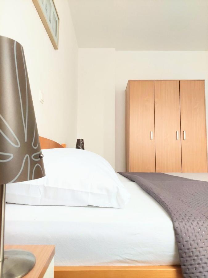 Apartments Dia زاووستروج المظهر الخارجي الصورة