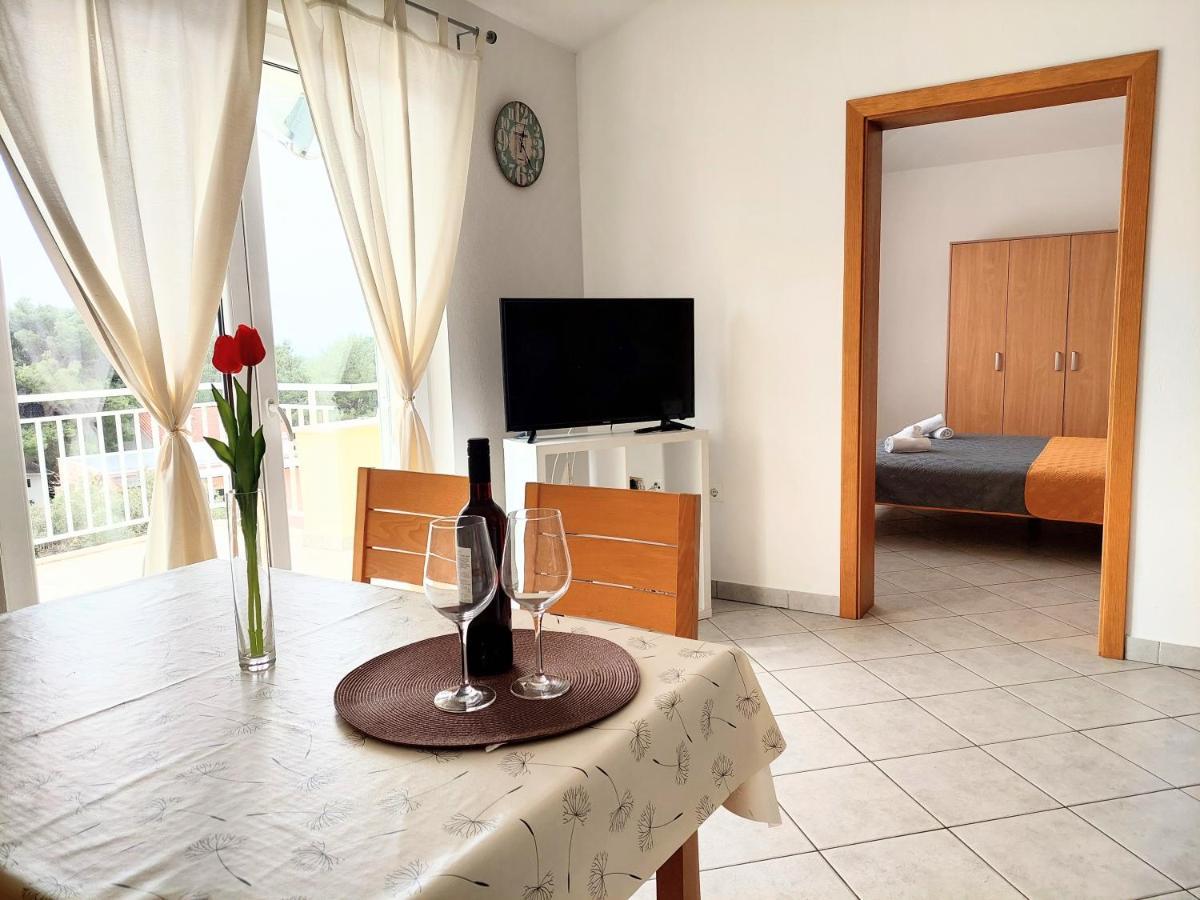 Apartments Dia زاووستروج المظهر الخارجي الصورة