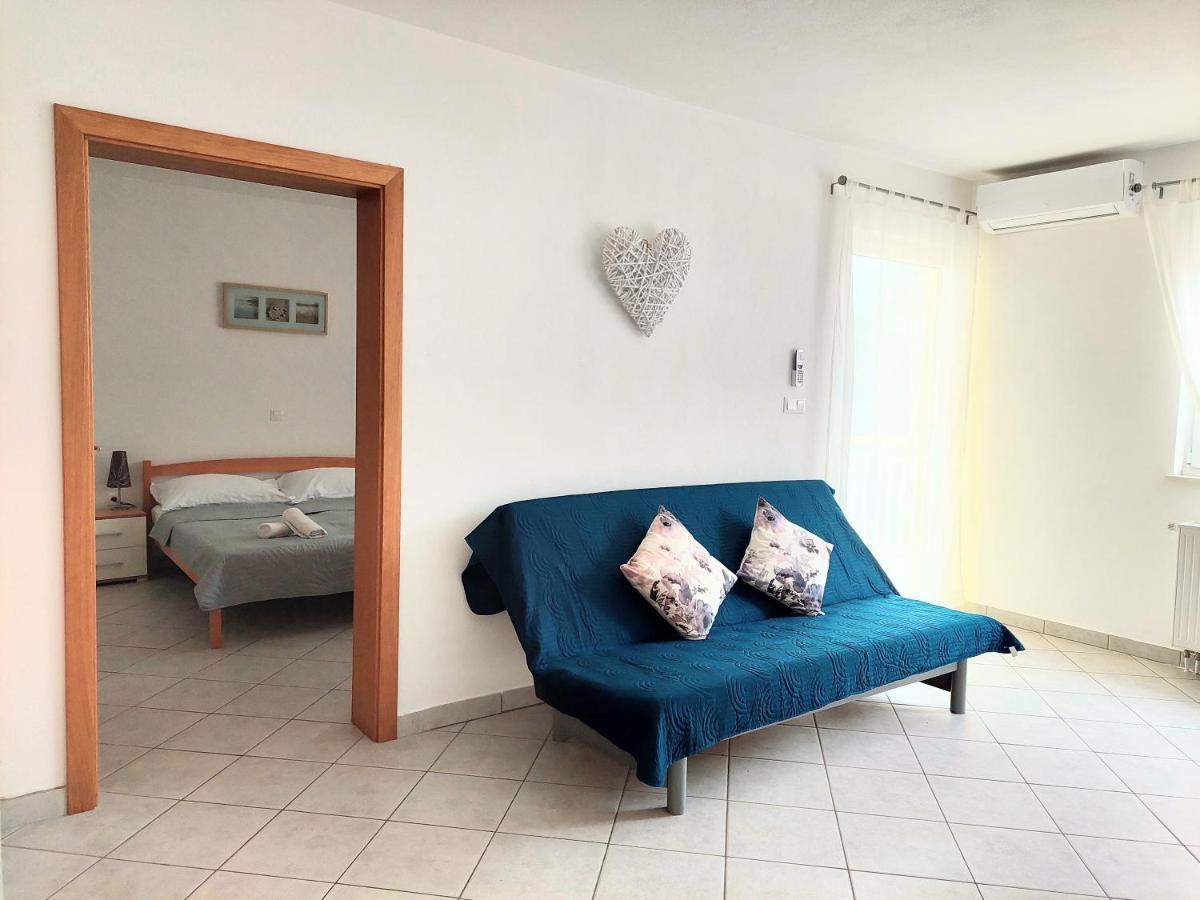 Apartments Dia زاووستروج المظهر الخارجي الصورة